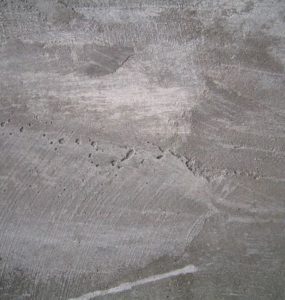 Mit Sanieruputz feuchten Keller sanieren